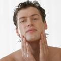 Cura della pelle da uomo: considerazioni speciali per l'uso dei peeling facciali